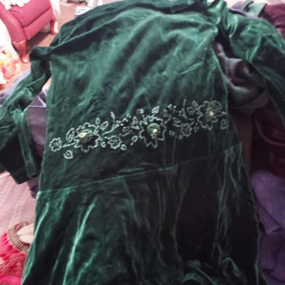 Velvety velvet green girls fancy dress Christmas church